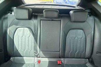 Cupra Formentor 1.4 eHybrid 204 V2 5dr DSG