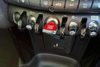 MINI Hatchback 1.5 Cooper Classic 3dr Auto