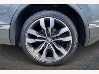 Volkswagen Tiguan 2.0 TDi 150 R-Line Tech 5dr DSG
