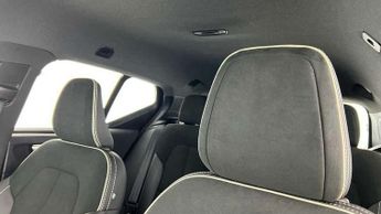 Volvo XC40 1.5 T3 [163] R DESIGN 5dr Geartronic