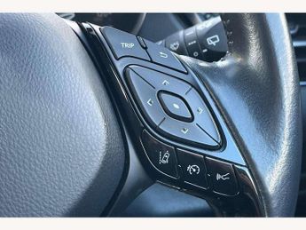 Toyota C-HR 1.8 Hybrid Icon 5dr CVT