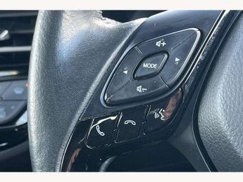 Toyota C-HR 1.8 Hybrid Icon 5dr CVT