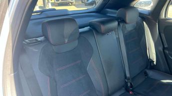 Mercedes-Benz GLA GLA 220d 4Matic AMG Line Executive 5dr Auto