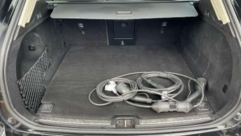 Volvo XC60 2.0 T6 [350] RC PHEV Plus Dark 5dr AWD Geartronic