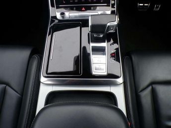 Audi Q8 50 TDI Quattro S Line 5dr Tiptron [Comfort+Sound]