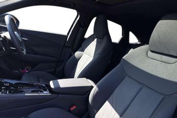 Audi Q3 1.5 TFSI Launch Edition 5dr S Tronic