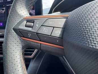 Cupra Formentor 1.4 eHybrid 204 V2 5dr DSG