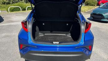 Toyota C-HR 1.8 Hybrid Dynamic 5dr CVT