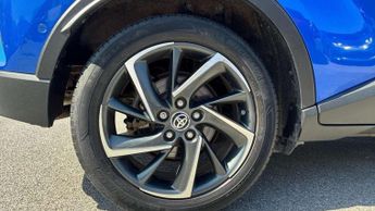 Toyota C-HR 1.8 Hybrid Dynamic 5dr CVT