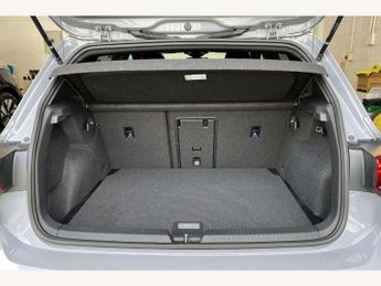 Volkswagen Golf 1.5 eTSI 150 R-Line 5dr DSG