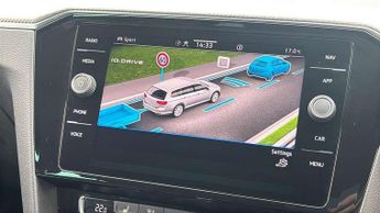 Volkswagen Passat Estate 2.0 TDI EVO SCR R-Line 5dr DSG