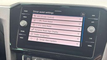 Volkswagen Passat Estate 2.0 TDI EVO SCR R-Line 5dr DSG