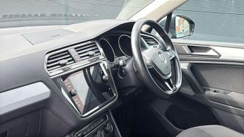 Volkswagen Tiguan 2.0 TDi 150 4Motion SE Nav 5dr DSG