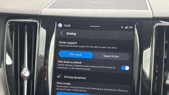 Volvo XC60 2.0 B4D Plus Dark 5dr AWD Geartronic