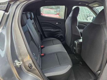 Nissan Juke 1.6 Hybrid N-Connecta 5dr Auto
