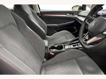 Volkswagen Golf 1.5 eTSI 150 Style 5dr DSG