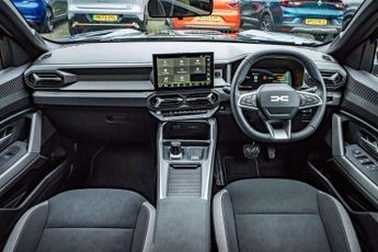 Dacia Bigster 1.8 Hybrid 155 Journey 5dr Auto