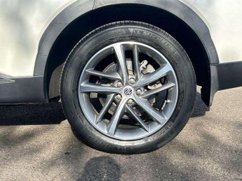 MG HS 1.5 T-GDI PHEV Exclusive 5dr Auto