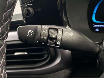 Hyundai i10 1.0 [63] Premium 5dr Auto [Nav]