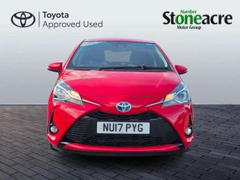 Toyota Yaris 1.5 Hybrid Design 5dr CVT