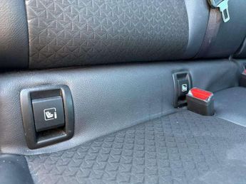 Nissan Juke 1.0 DiG-T N-Connecta 5dr DCT
