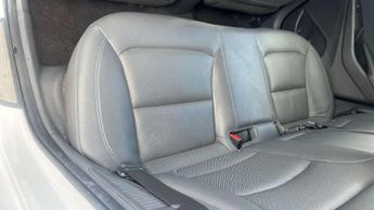 Hyundai IONIQ 1.6 GDi Plug-in Hybrid Premium SE 5dr DCT