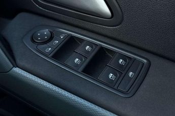 Dacia Duster 1.6 Hybrid 140 Extreme 5dr Auto