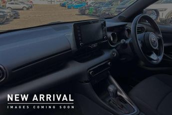 Toyota Yaris 1.5 Hybrid GR Sport 5dr CVT