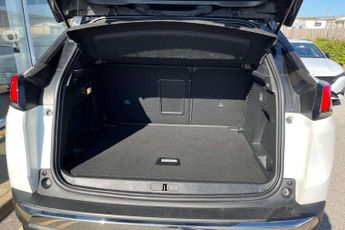 Peugeot 3008 1.2 PureTech Allure Premium+ 5dr EAT8