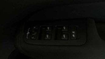 Volvo XC60 2.0 T8 [455] PHEV Ultra Dark 5dr AWD Geartronic