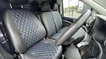 Mercedes-Benz Vito 119CDI Premium Van 9G-Tronic