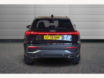 Audi Q5 2.0 TFSI e Quattro 299 S Line 5dr S Tronic