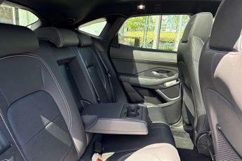 Jaguar E-Pace 2.0 D200 R-Dynamic SE Black 5dr Auto
