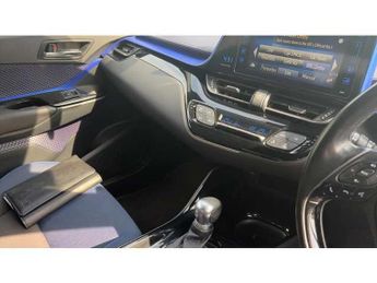 Toyota C-HR 1.2T Dynamic 5dr CVT AWD