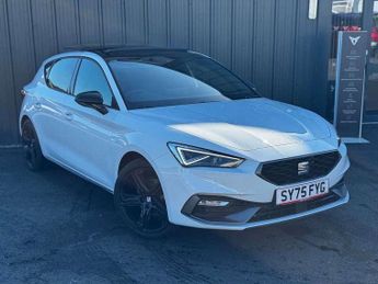SEAT Leon 1.5 TSI 150 FR Black Edition 5dr [DAP]