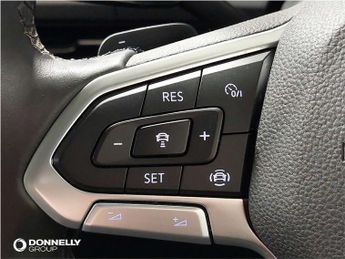 Volkswagen Golf 1.5 eTSI 150 Life 5dr DSG