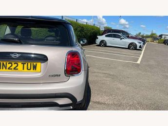 MINI Hatchback 1.5 Cooper Classic 3dr Auto