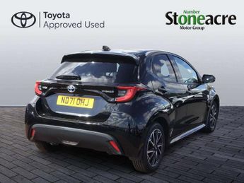 Toyota Yaris 1.5 Hybrid Design 5dr CVT