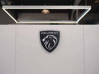 Peugeot 3008 1.2 Hybrid 136 GT 5dr e-DSC6