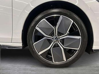 Volkswagen Golf 1.5 eTSI 150 Black Edition 5dr DSG
