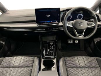 Volkswagen Golf 1.5 eTSI 150 Black Edition 5dr DSG