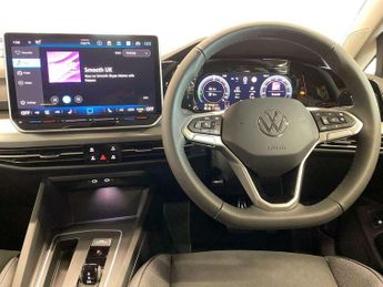 Volkswagen Golf 1.5 TSI 204 Match eHybrid 5dr DSG