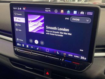 Volkswagen T-Roc 1.5 eTSI 150 R-Line 5dr DSG