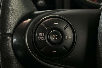 MINI Hatchback 5dr 1.5 Cooper 5dr Auto