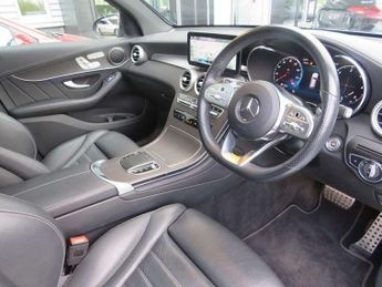 Mercedes-Benz GLC GLC 300d 4Matic AMG Line Premium Pls 5dr 9G-Tronic