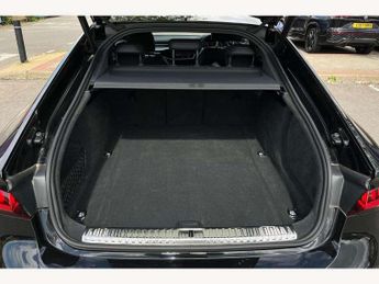 Mercedes-Benz C-Class C300 AMG Line Premium Plus 4dr 9G-Tronic