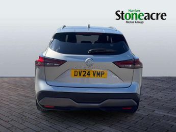 Nissan Qashqai 1.3 DiG-T MH 158 N-Connecta 5dr Xtronic