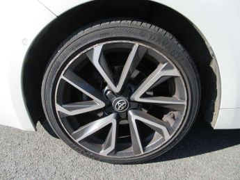 Toyota Corolla 1.8 VVT-i Hybrid Excel 5dr CVT