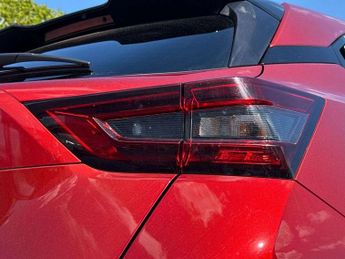 Nissan Juke 1.6 Hybrid N-Connecta 5dr Auto