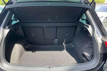 Volkswagen Tiguan 2.0 TDI R-Line 5dr DSG